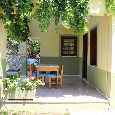 Summer Life Aparthotel