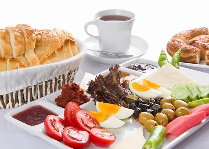 Summer Life Aparthotel 4*