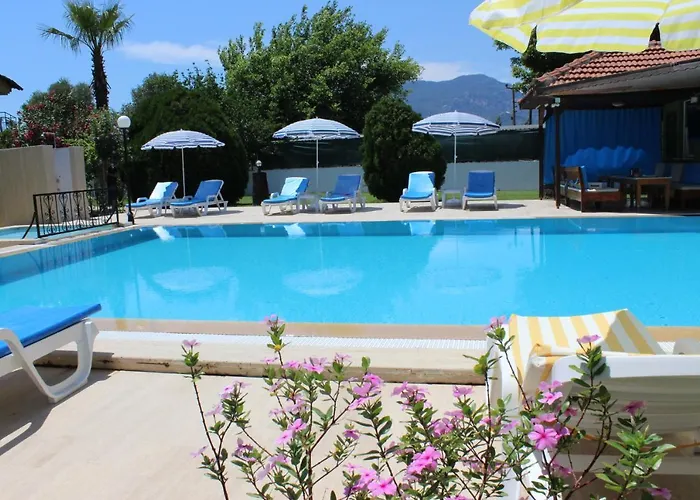 Aparthotel Summer Life 4*