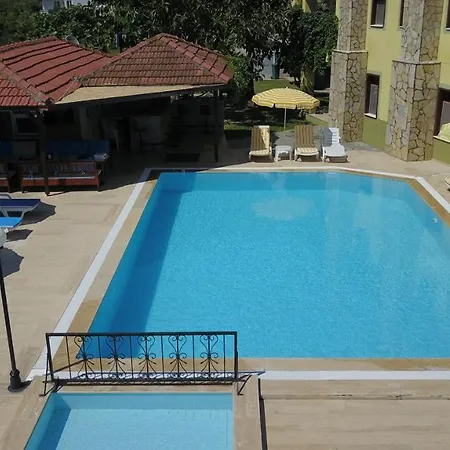 Summer Life Apart Otel 4*