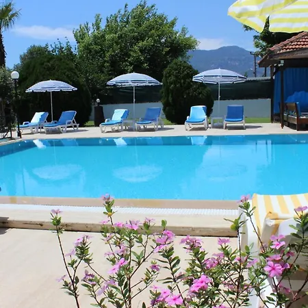 Apart Otel Summer Life 4*